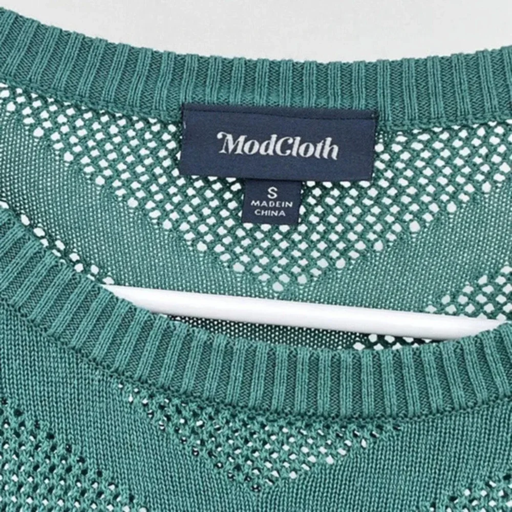Modcloth Sweater Womens‎ S Green Crochet Knit Sheer Long Sleeve Pullover Casual